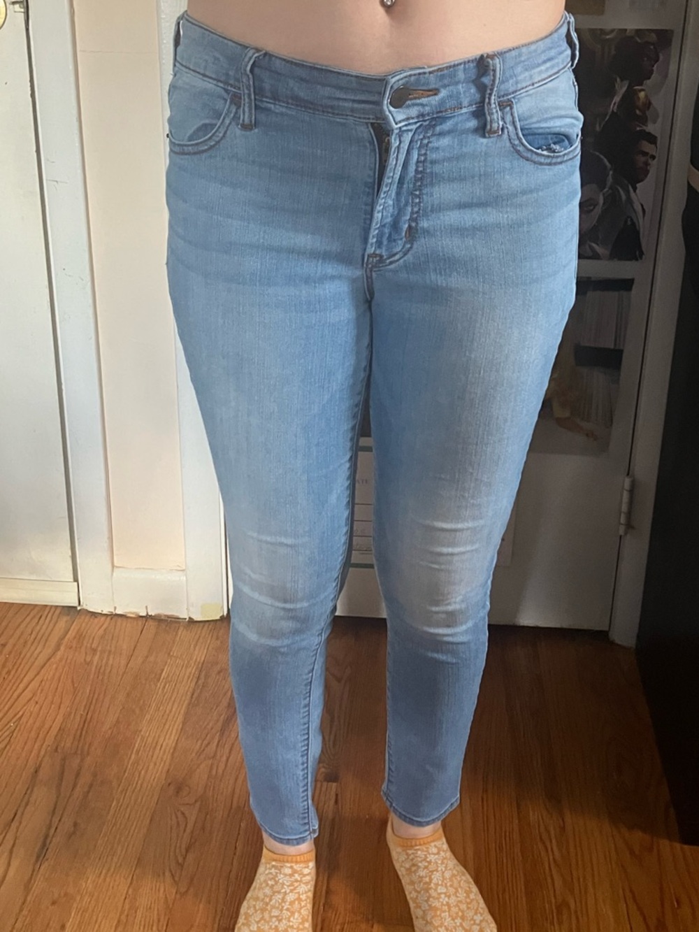 Old Navy Light Blue Women's Skinny Jeans - Stretch Denim